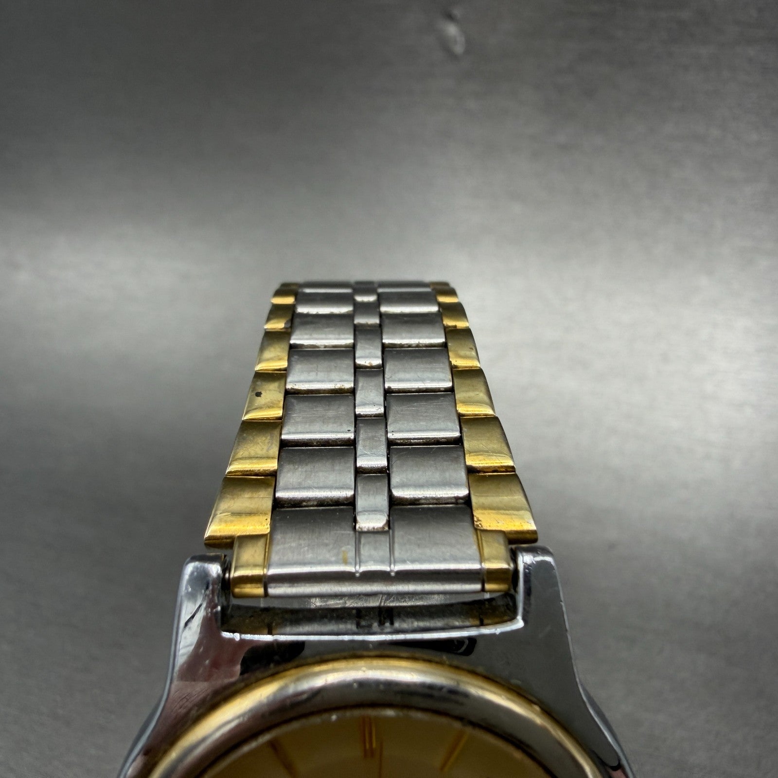 Citizen CQ Watch Unisex 33mm Champagne Dial Two Tone Round 6030-075099 New batt4