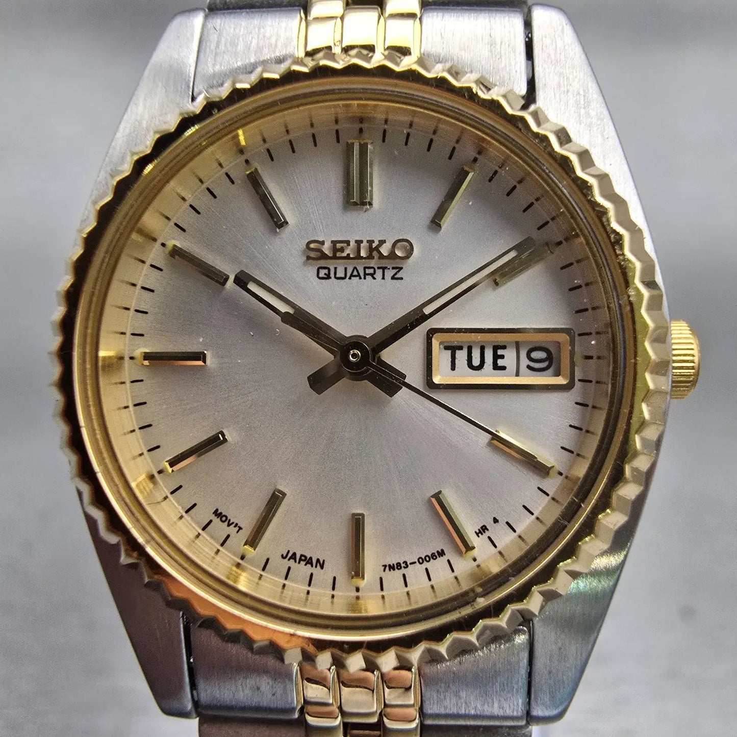 Seiko Watch Women 24mm Silver Dial Two Tone Daydate Round 7N83-0041 New Battery1