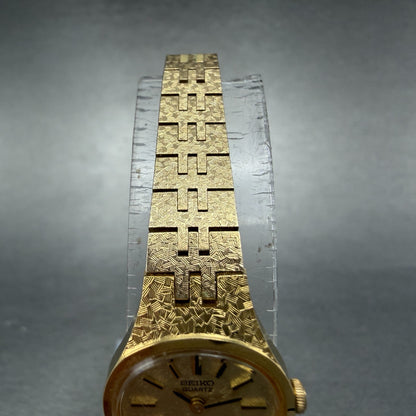 Seiko Watch Women 17mm Champagne Dial Gold Tone 2C20-5759 Oval New Battery TH4