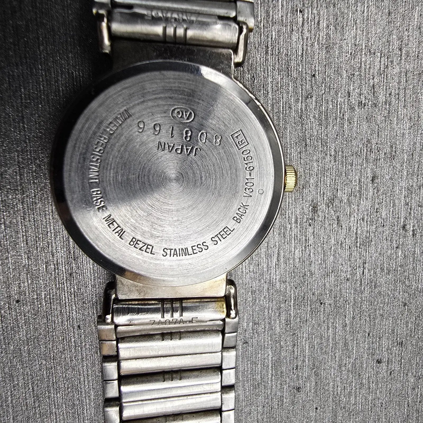 Seiko Alba Urban Watch Women 25mm Silver Dial Two Tone Round V301-6150 New Batt10