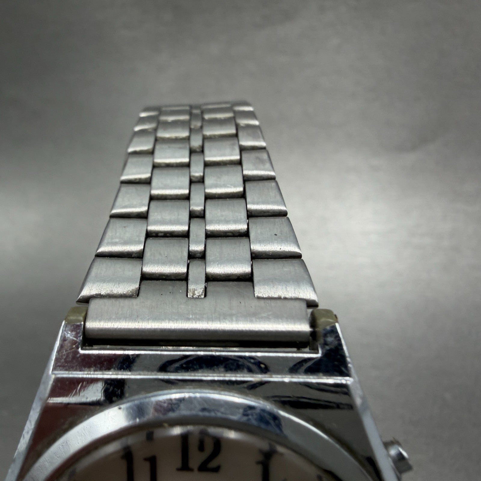 Casio Illuminator MQ-405 Watch Men 35mm White Dial Silver Tone READ! New Battery4