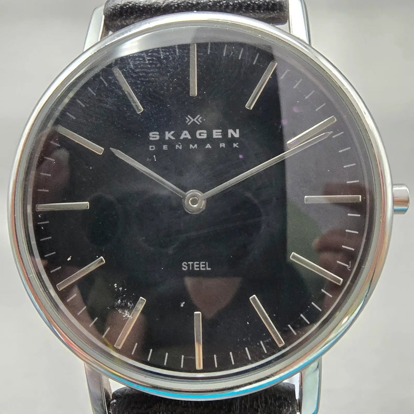 Skagen Steel Watch Men 35mm Black Dial Silver Tone Round 18LSLB New Battery1