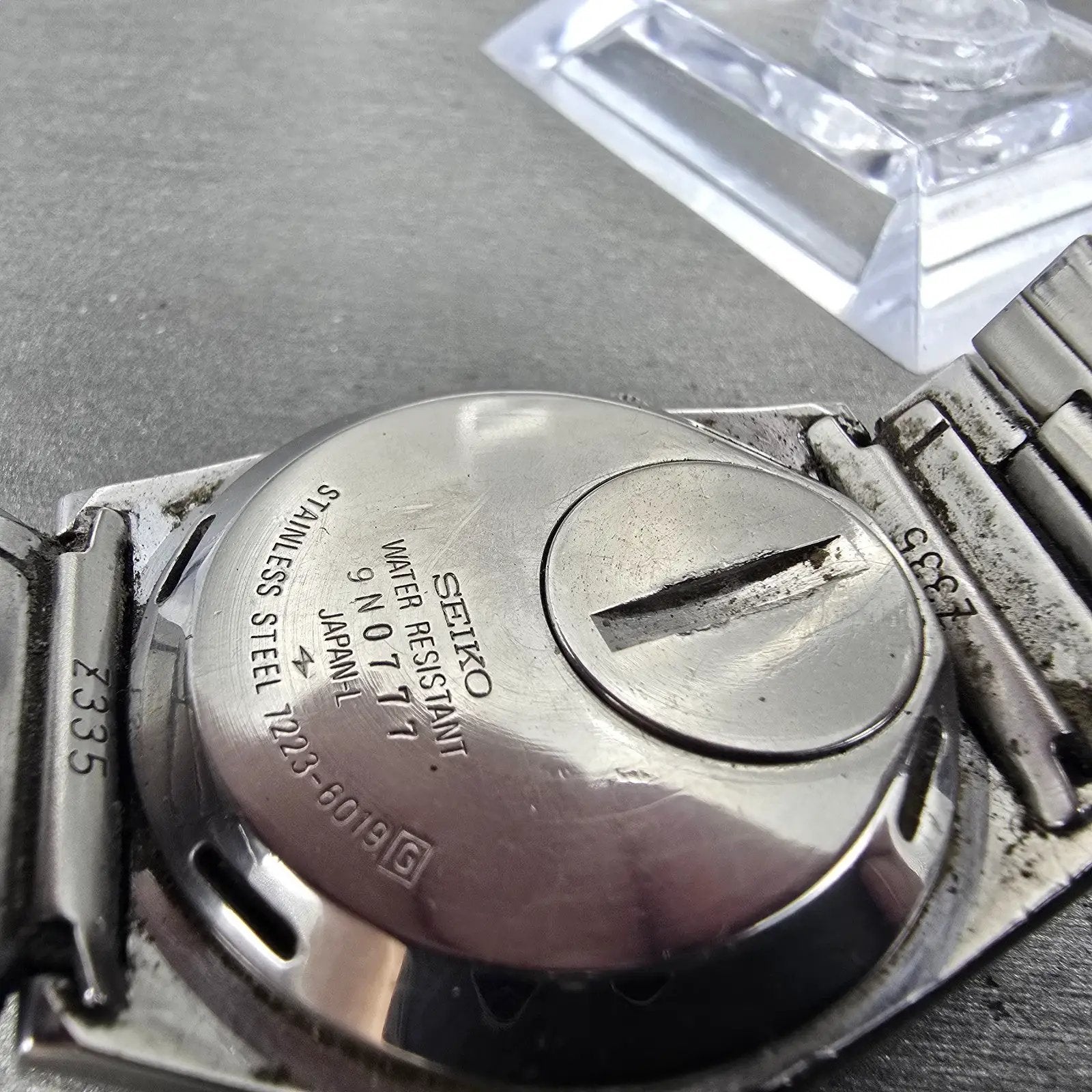 Seiko SQ Alarm Watch Men 36mm Black Dial Silver Tone Daydate 7223-6019 New BattL9