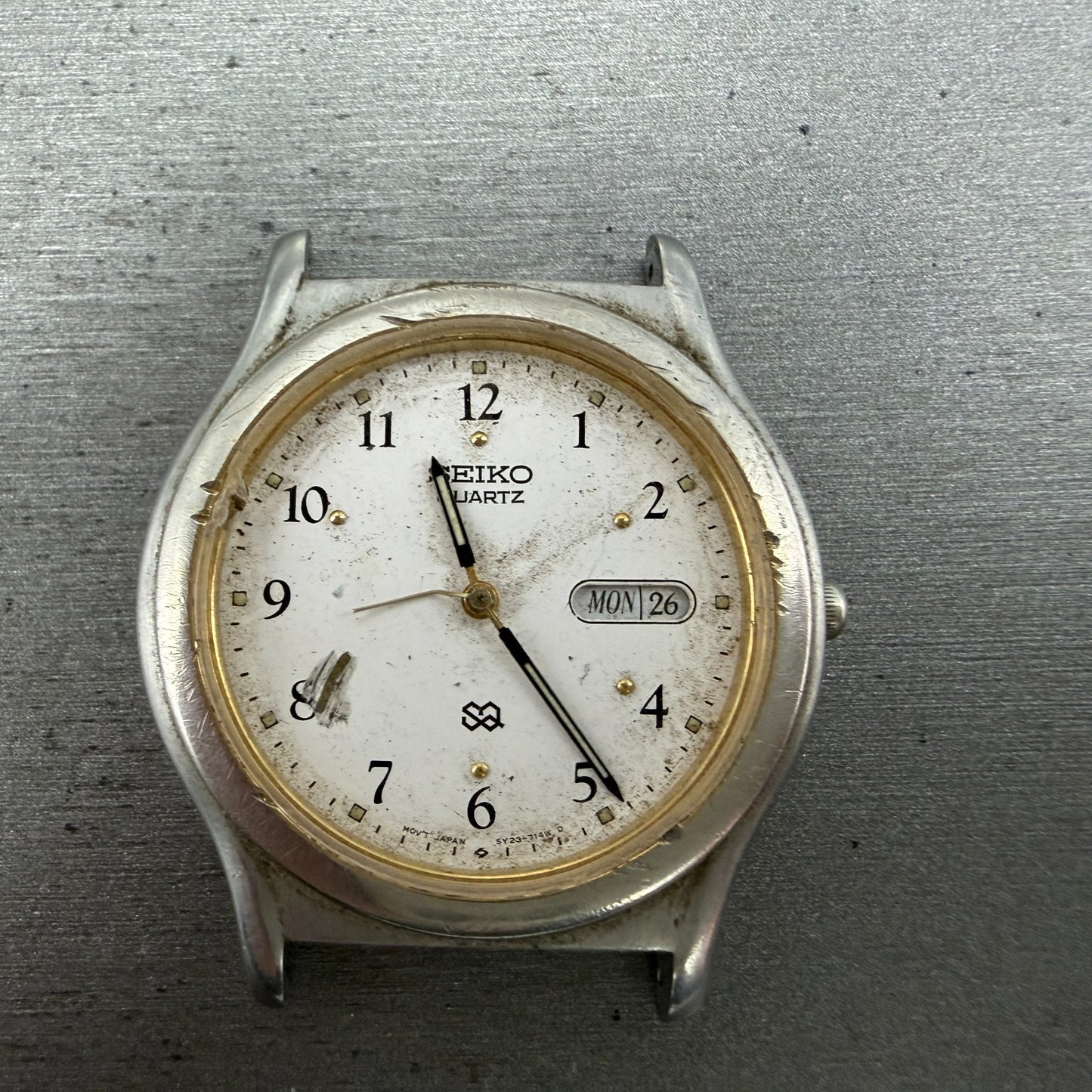 Seiko SQ Watch Men 36mm White Dial Silver Tone Dadyate 5Y23-7089 PARTS0
