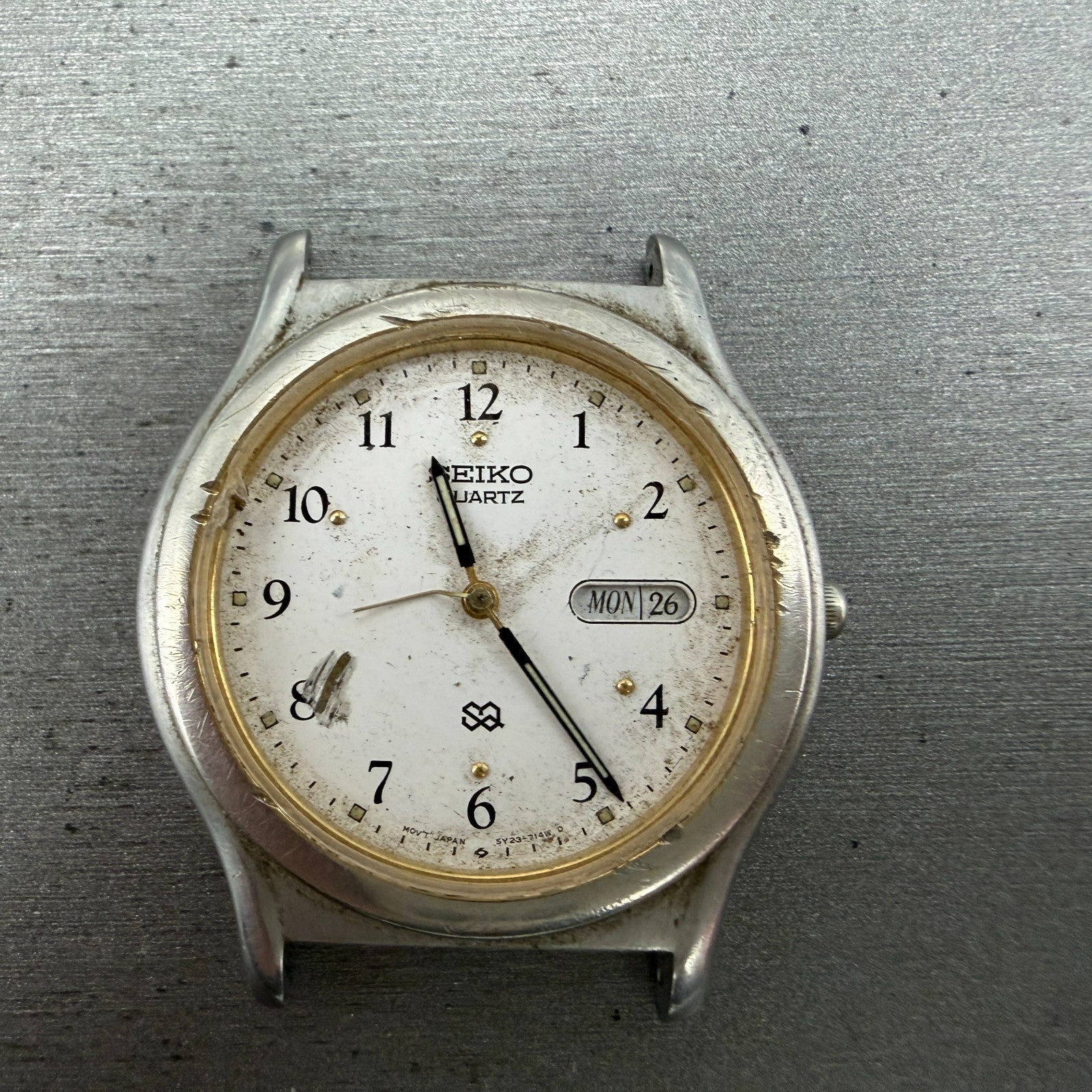 Seiko SQ Watch Men 36mm White Dial Silver Tone Dadyate 5Y23-7089 PARTS0