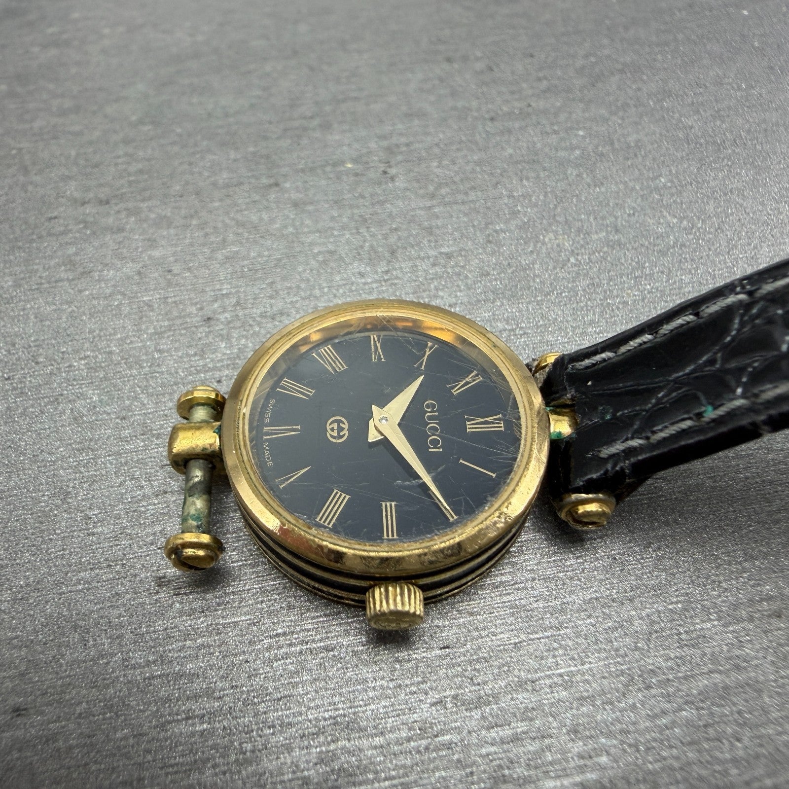 Gucci 2000L Watch Women 21mm Black Dial Gold Plated Round Vintage PARTS6
