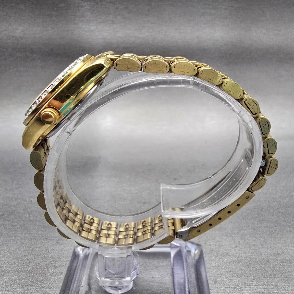 Citizen Watch Women 26mm MOP Dial Gold Tone Daydate Gemmed 1002-S044456 New Batt6