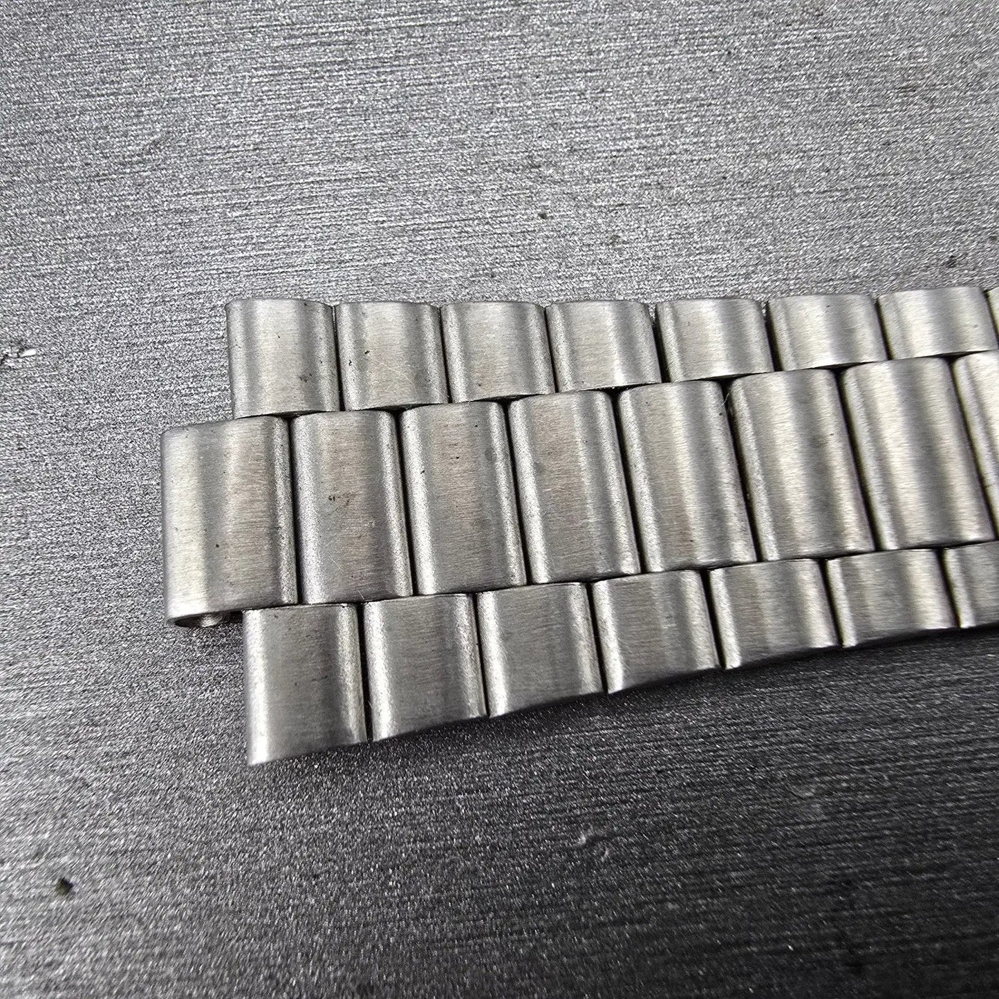 Seiko  Bracelet 20mm Stainless Steel Silver Tone Tri Folding Clasp VTG Japan1