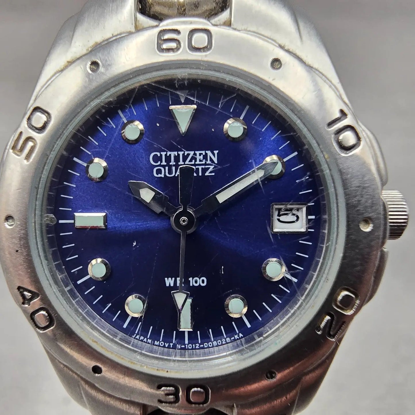 Citizen Watch Women 27mm Blue Dial Silver Tone Date Round 1012-S92316 New Batter1