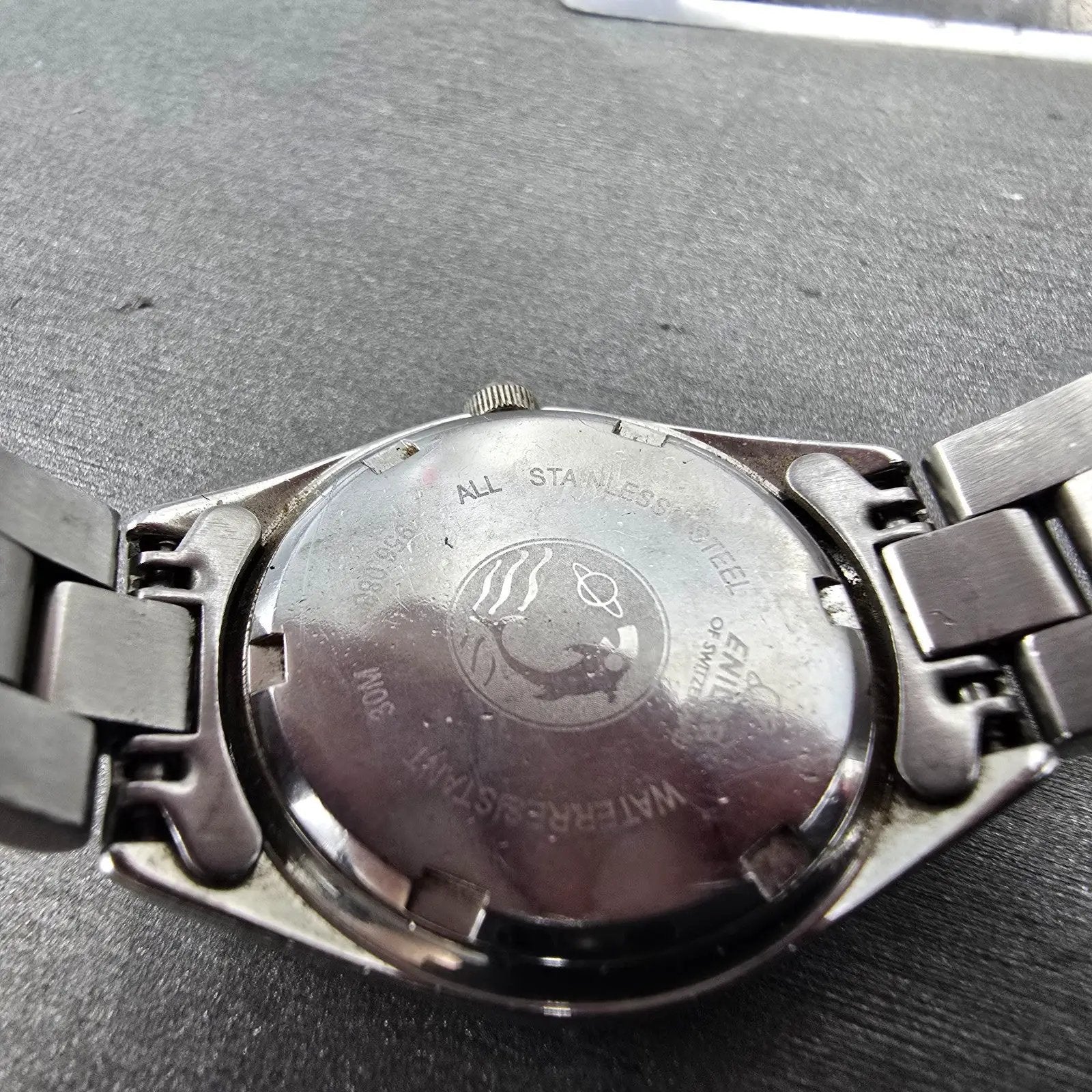 Enicar Watch Women 25mm Silver Dial Silver Tone Date Round 956.083 New Battery9