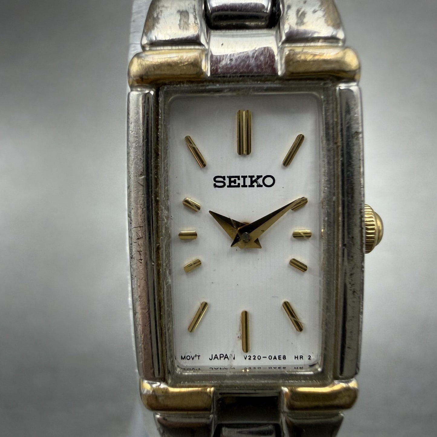 Seiko Tank Watch Women 13mm White Dial two Tone Rectangle V220-0ab0 New Batt OH71