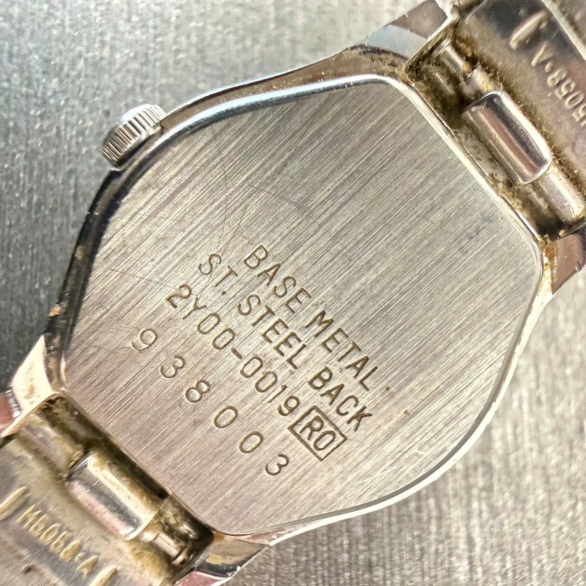 48304639