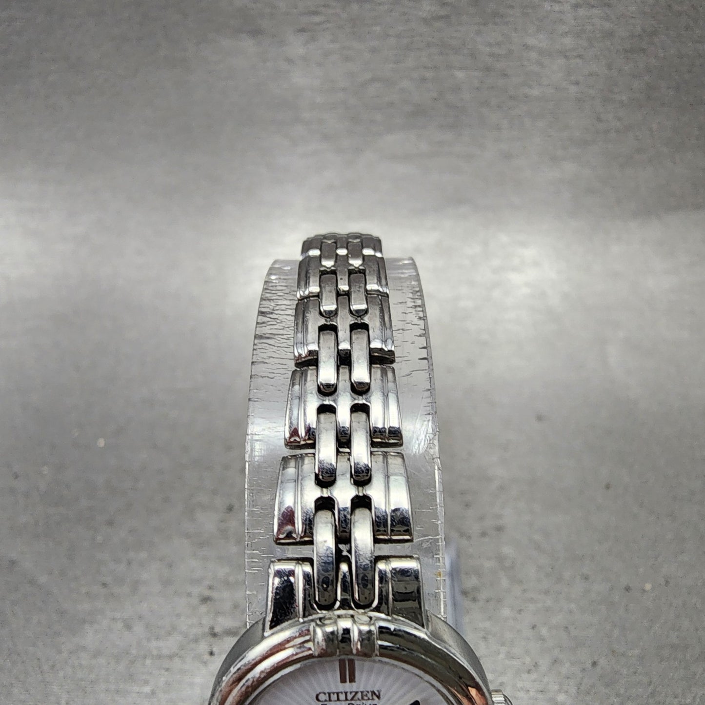 Citizen EcoDrive Watch Women 21mm White Dial Silver Tone Round B023 Runs4