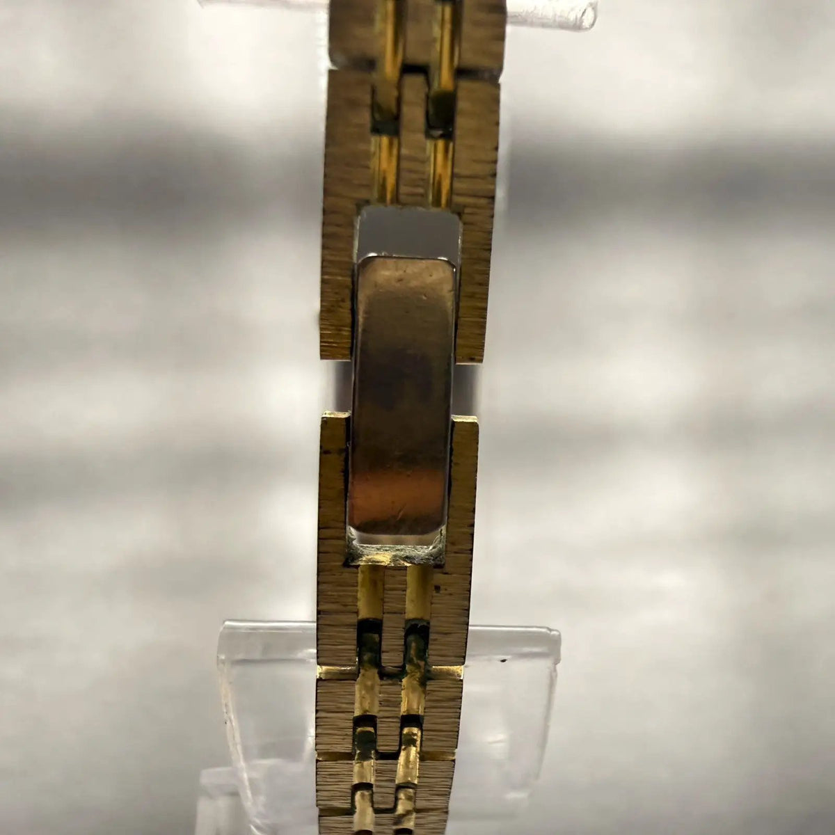 48302290