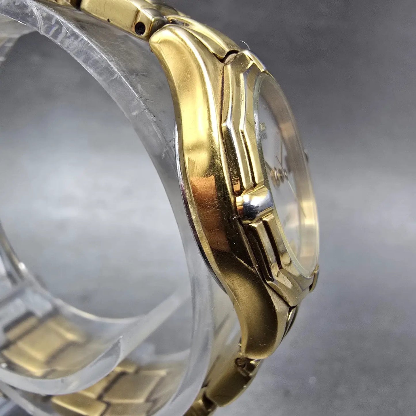 Citizen Eco-Drive Watch Women 25mm MOP Dial Gold Tone Round B230-H17311 Runs3