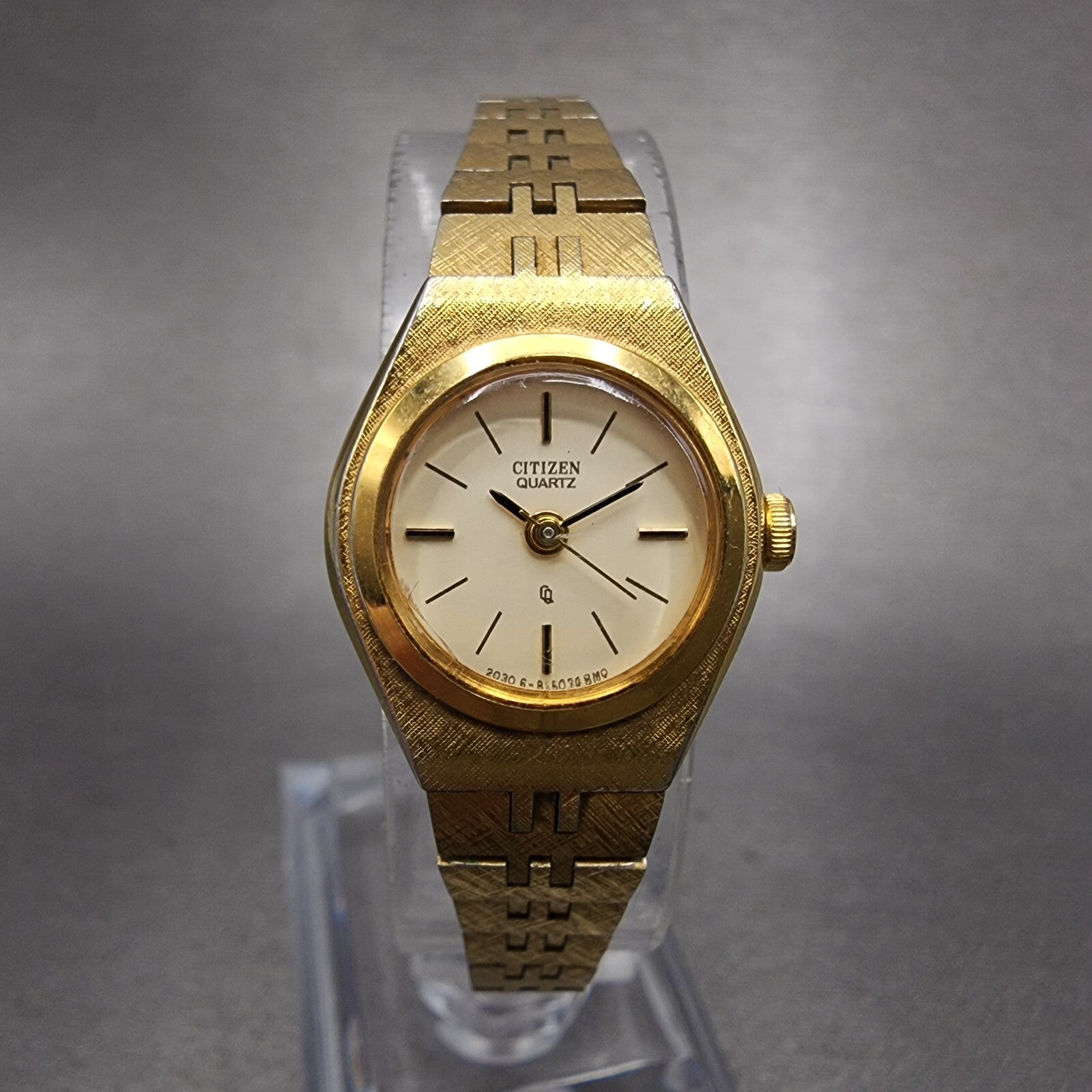 Citizen CQ Watch Women 19mm Cream Dial Gold Tone Round 2030891571 New Battery0
