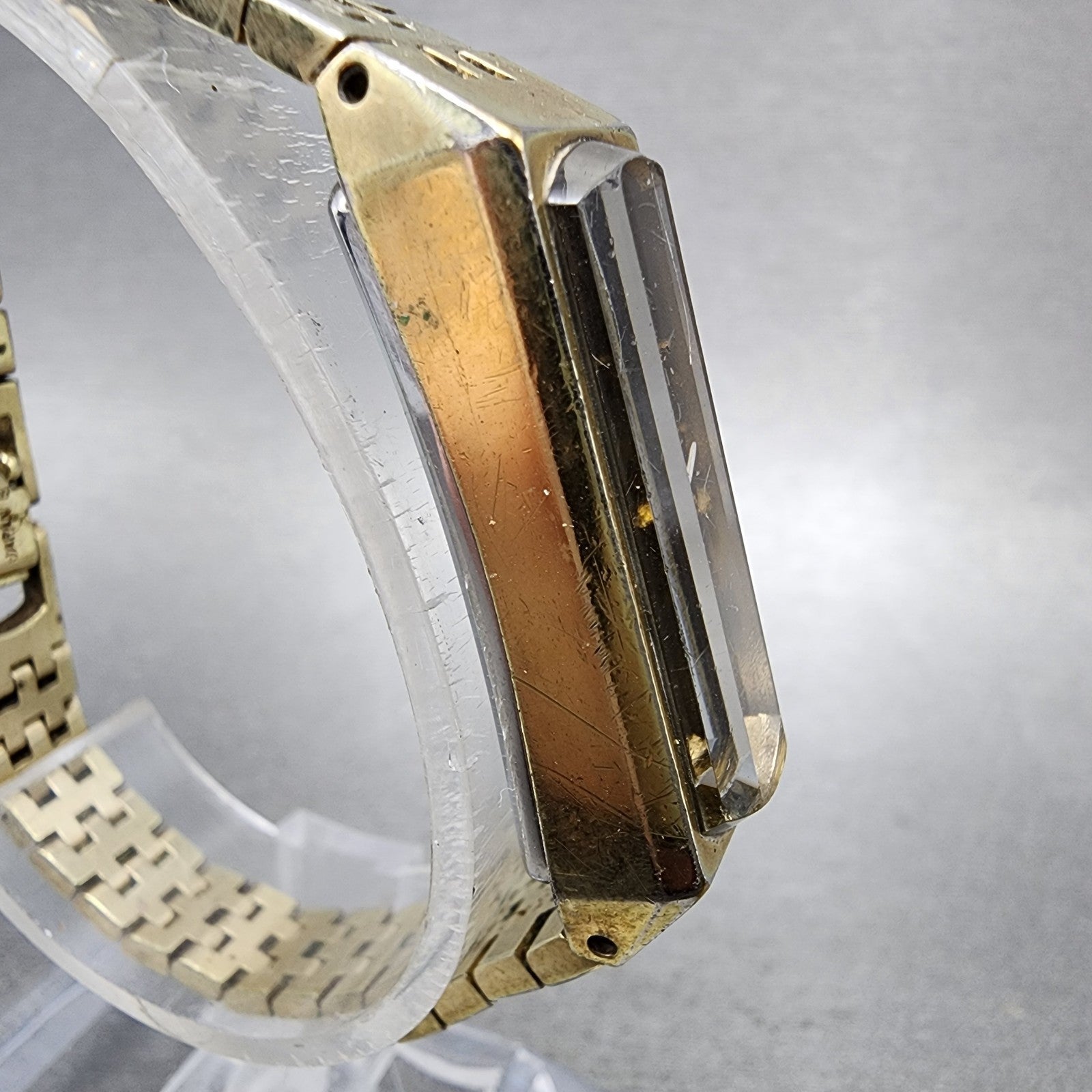 Seiko Tank Watch Women 13mm Silver Dial Gold Tone Rectangle Manual Wind Runs3