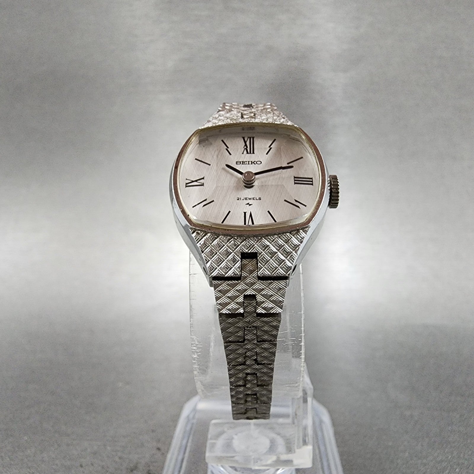 Seiko Watch Women Silver 21mm Dial Silver Tone Manual Round 117850 Runs5