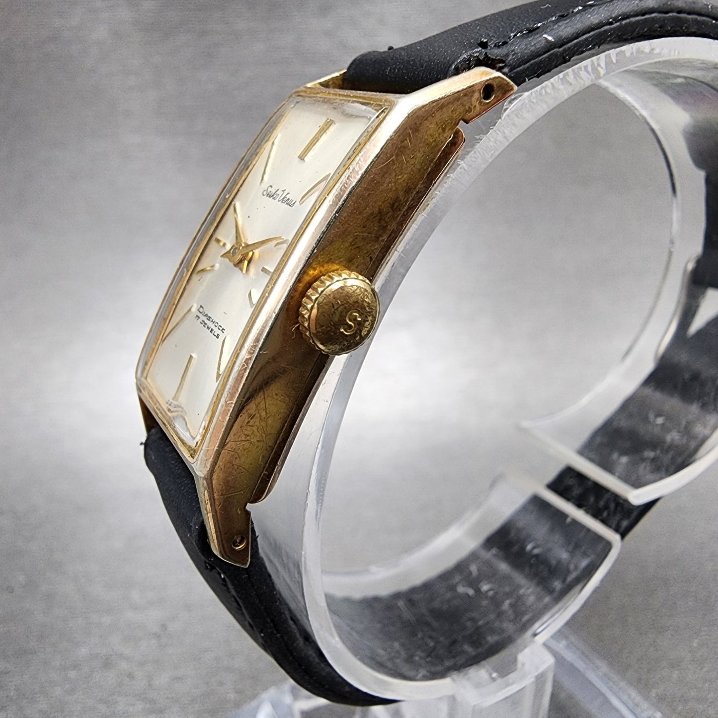 Seiko Venus Tank Watch Women 15mm Silver Dial Gold Tone Manual 5506 Runs2