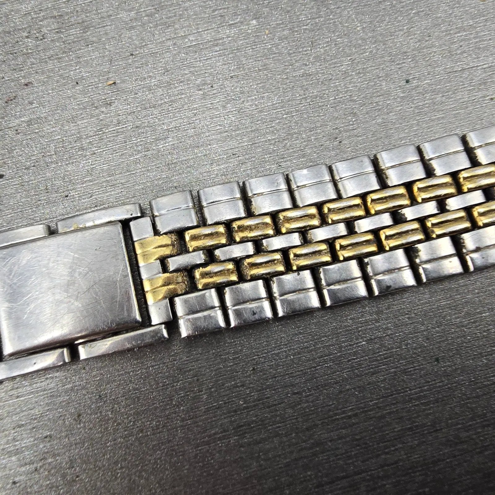 Citizen Bracelet 18mm Stainless Steel Two Tone Vintage Japan ONLY ONE END LINK13
