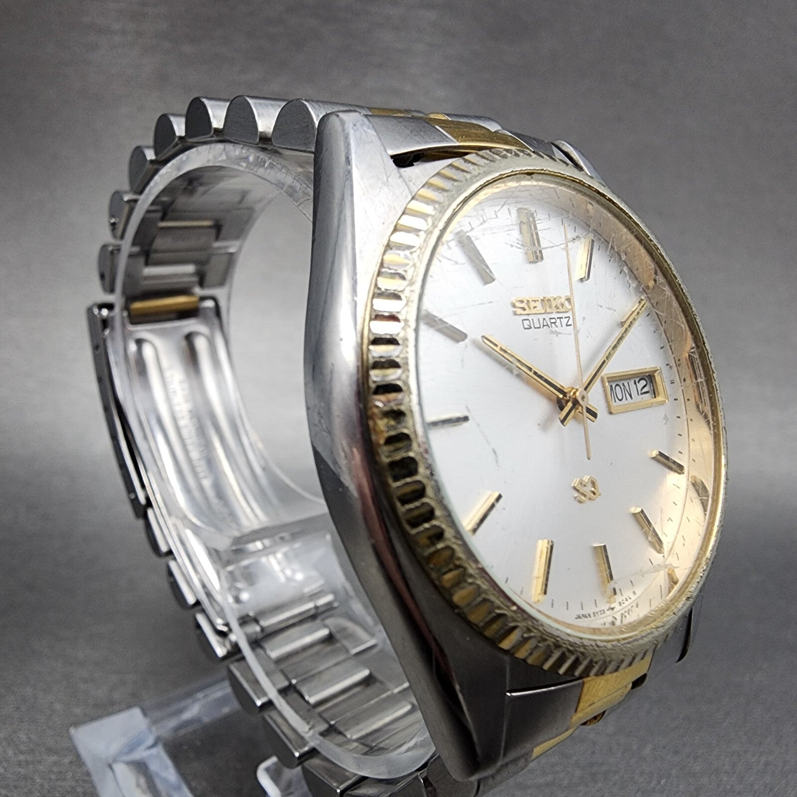 Seiko Sq Watch Men 36mm White Dial Two Tone Daydate Round  5y238a69 New Battery3