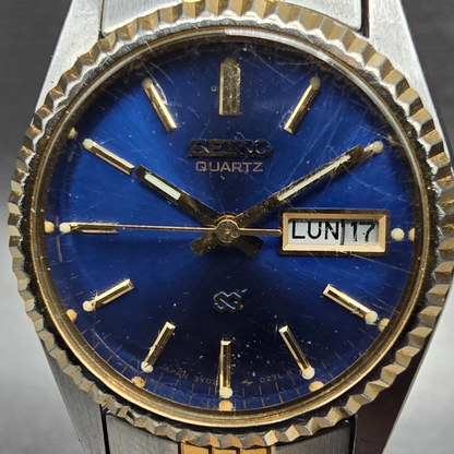 Seiko SQ Watch Women 23mm Blue Dial Two Tone Daydate Round 3Y03-0169 New Battery1