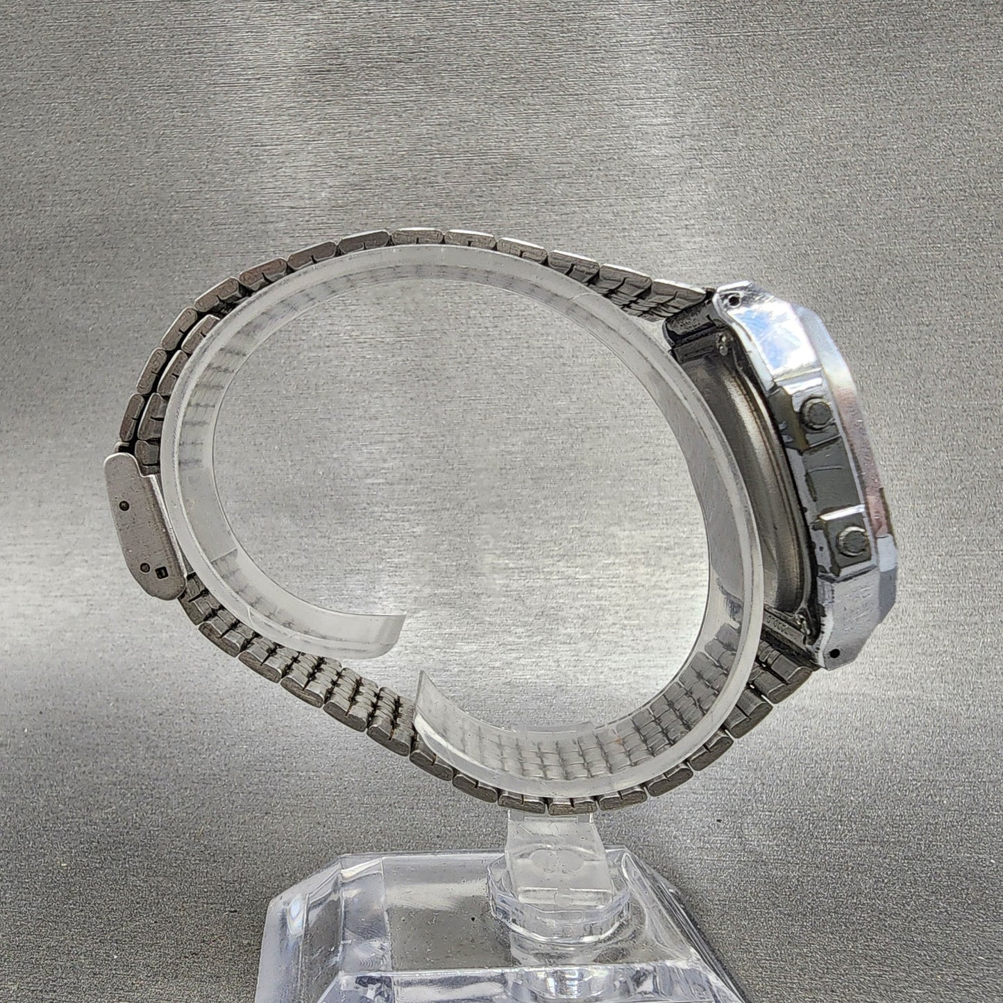 Casio A168 Watch Men 36mm Digital Silver Tone Octagon Alarm Chrono New Battery8