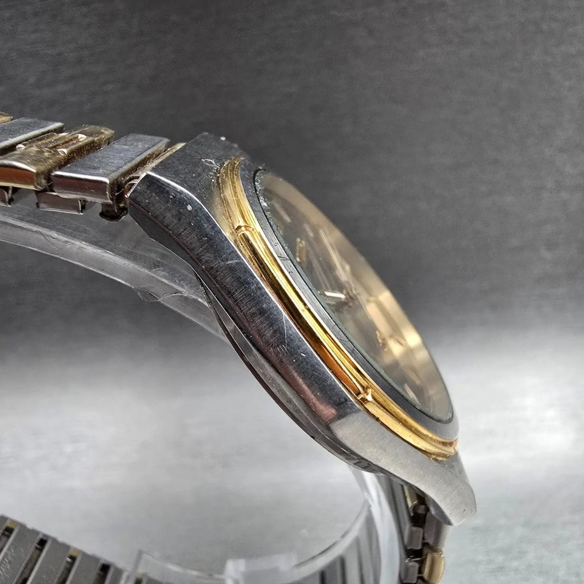 Seiko SQ Watch Men 35mm Silver Dial Two Tone Daydate Round 8123-7009 New Battery3