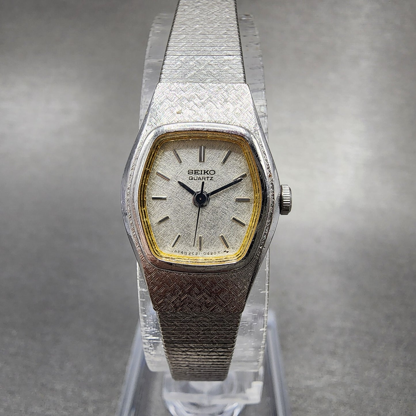 Seiko Watch Women 17mm Silver Dial Silver Tone Hexagon 2c21-5149 New Battery