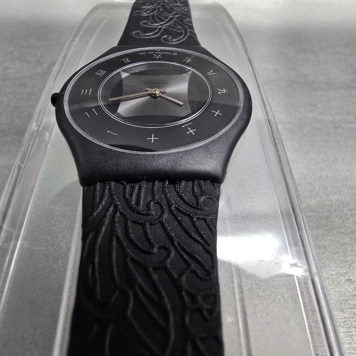 Swatch Skin James Bond You Only Live Twice Watch Men 34mm SFB116 New Battery NOS8