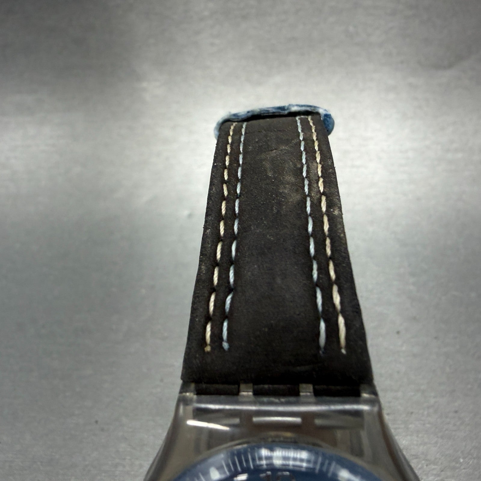 Swatch Blue Choco Watch Men 34mm Blue Dial Clear Date Round GM415 New Battery4