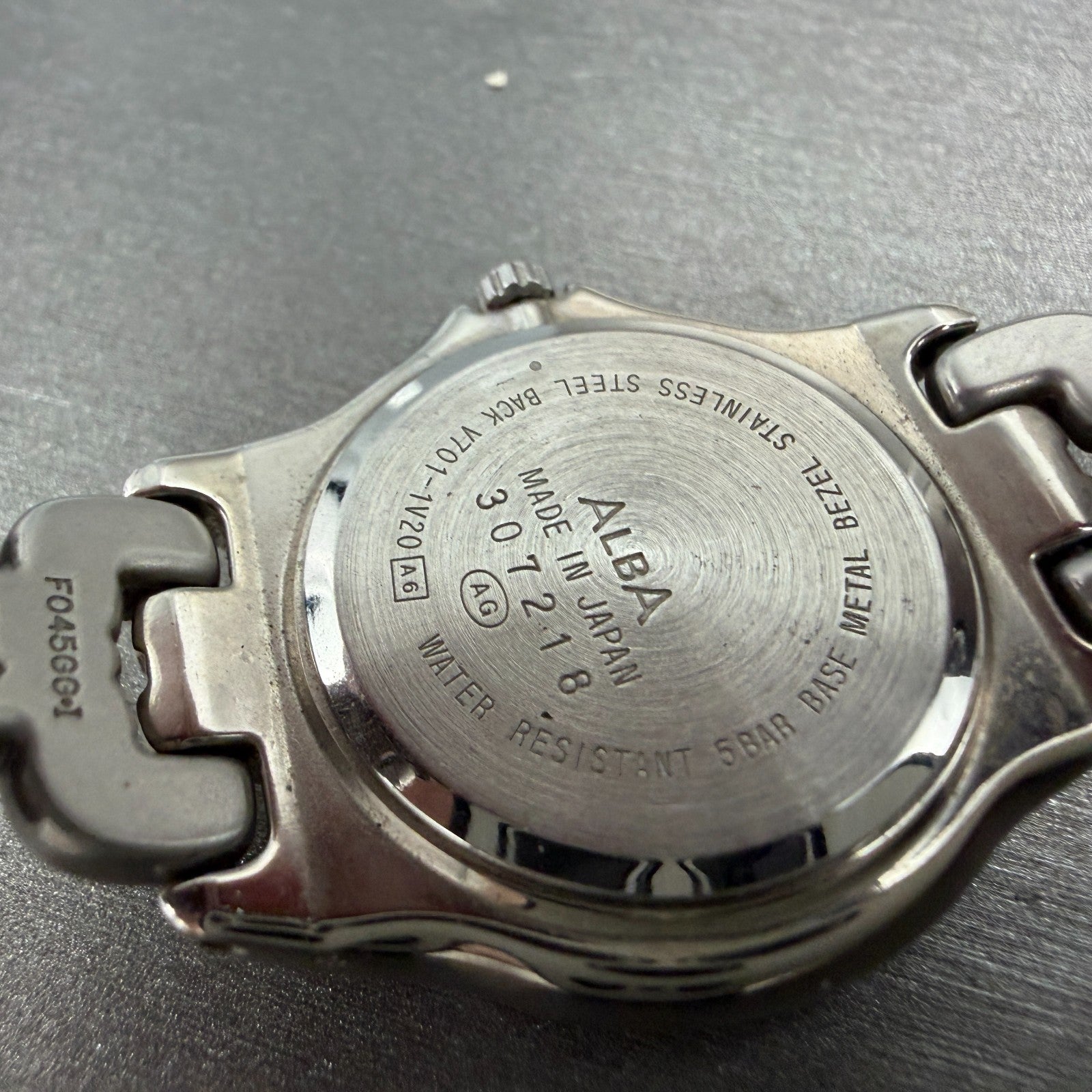 Seiko Alba Sefaire Dive Watch Women 28mm Purple Dial Steel V701-1V20 New Battery9