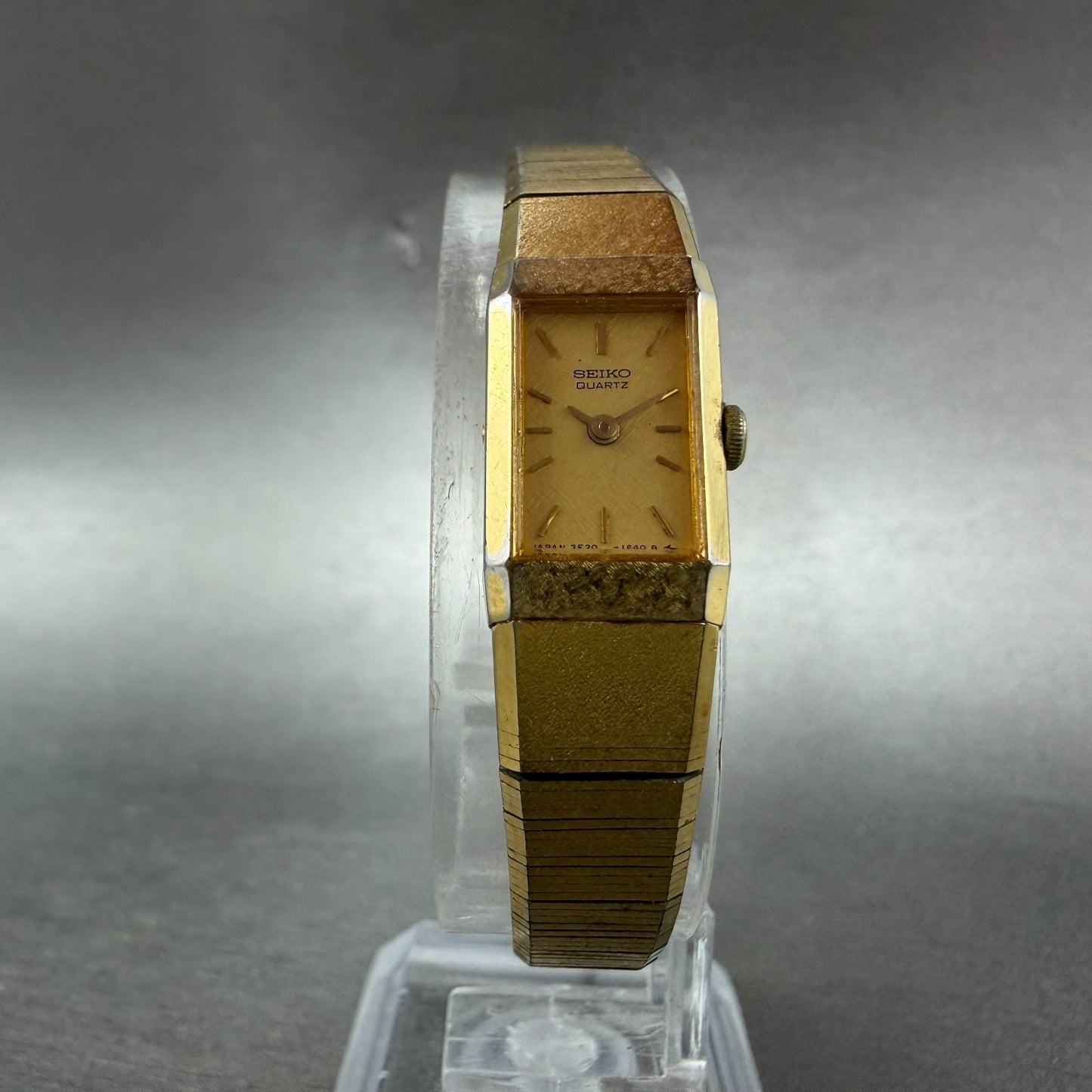 Seiko Tank Watch Women 12mm Champagne Dial Gold Tone 2e20-6259 New Battery JKBK85