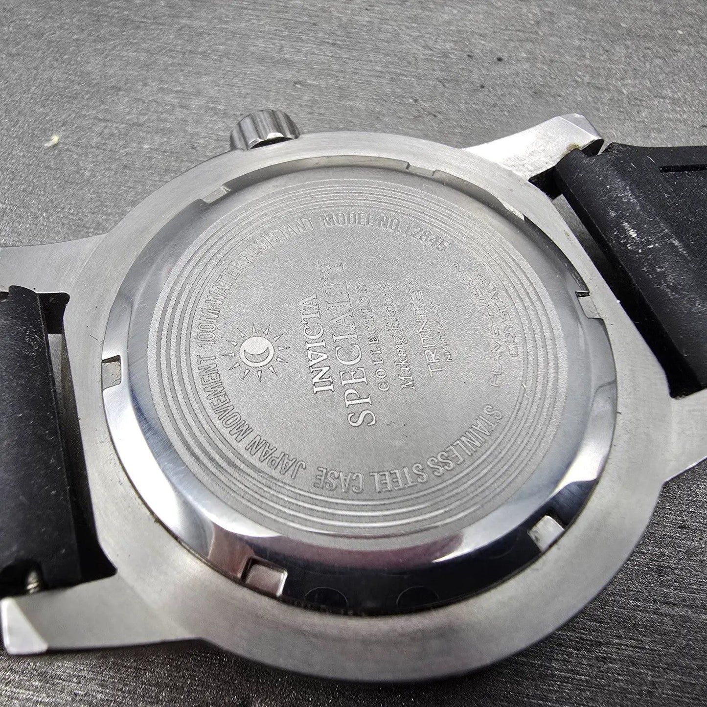 Invicta Specialty Watch Men 45mm Black Dial Silver Tone Red 12845 New Battery10