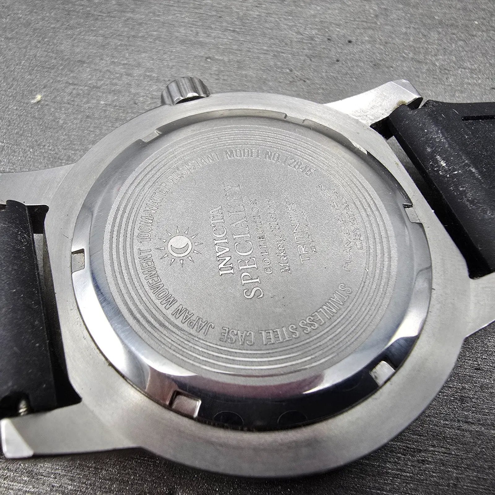 Invicta Specialty Watch Men 45mm Black Dial Silver Tone Red 12845 New Battery10