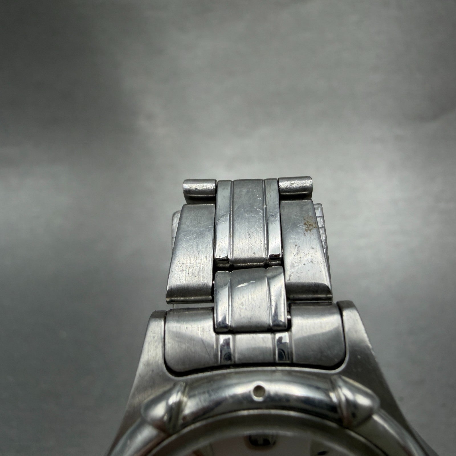 Wenger Watch Women 30mm White Dial Silver Tone Date Round 7023X New Battery4