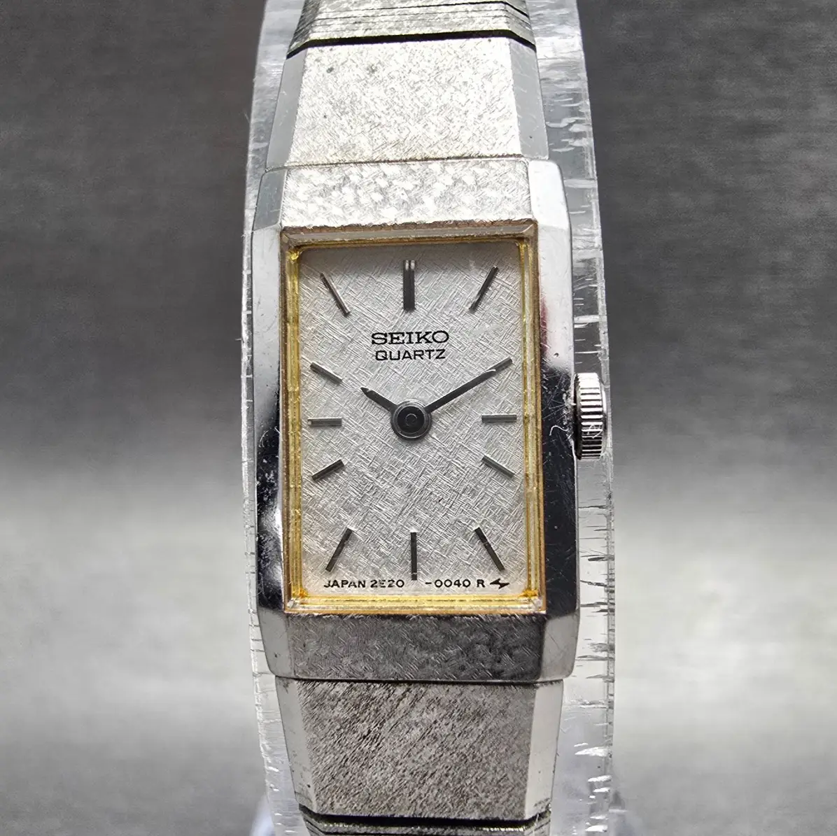 Seiko Tank Watch Women 12mm Silver Dial Silver Tone Rectangle 2E20-5029 New Batt0