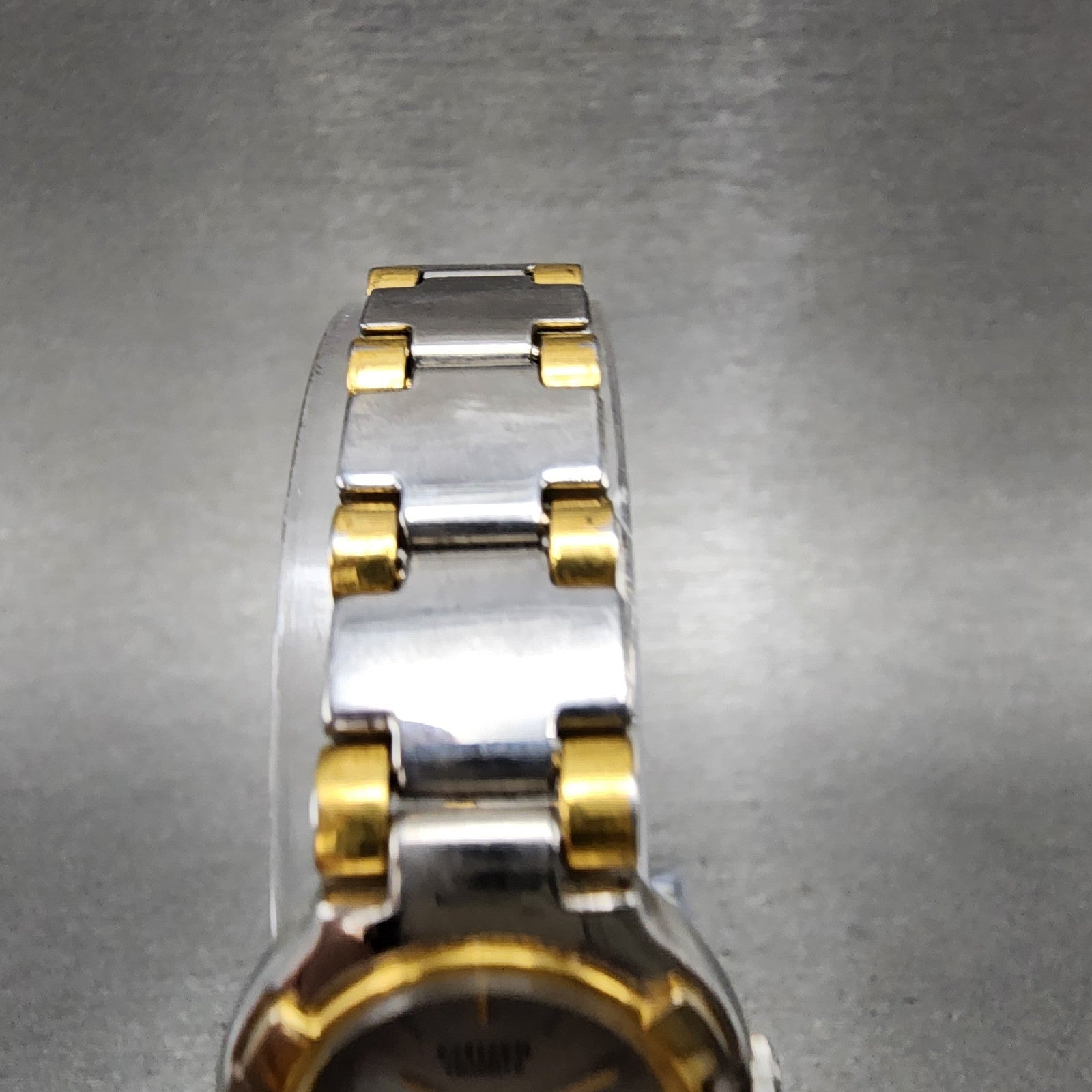 Citizen CQ Watch Women 20mm Silver Dial Two Tone Round 3220S05154 New Battery4