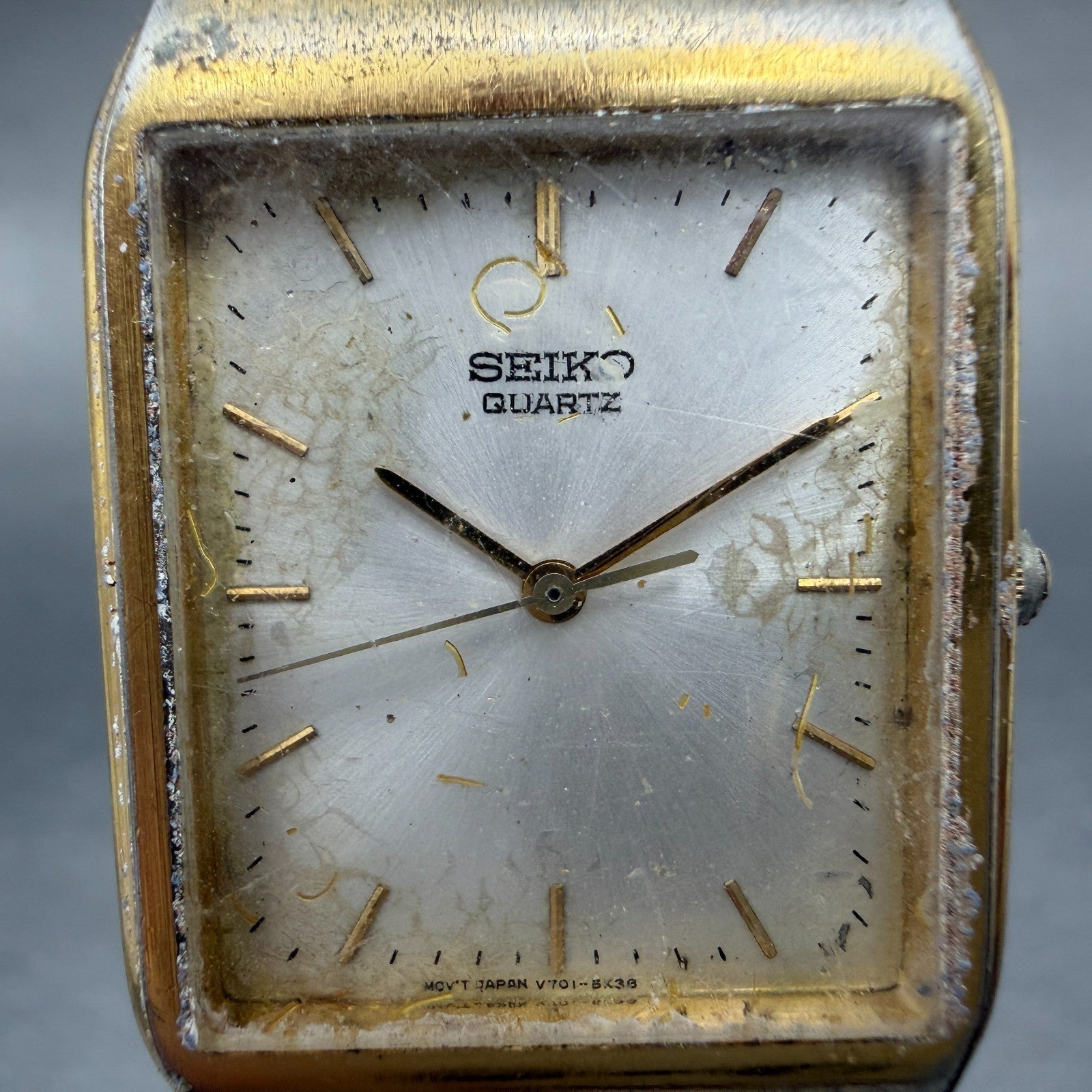 Seiko Tank Watch Men 25mm Silver Dial Gold Tone Rectangle V701-5k09 New Battery1