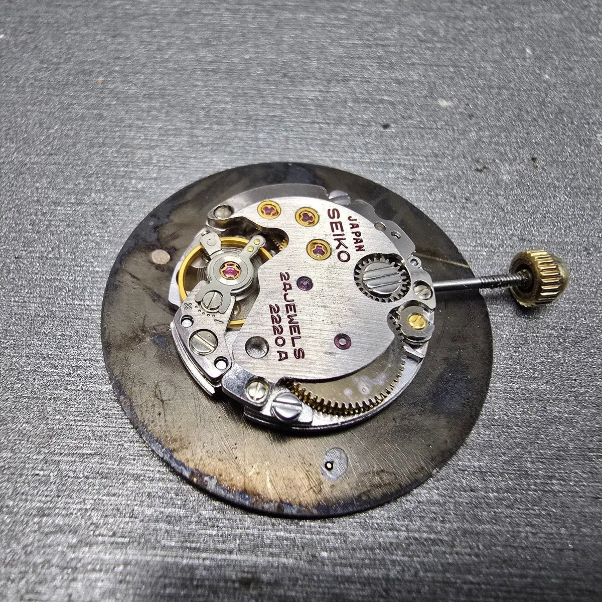 Seiko 2220 Movement Manual Wind 23 Jewels 2 Hand Vintage Japan6