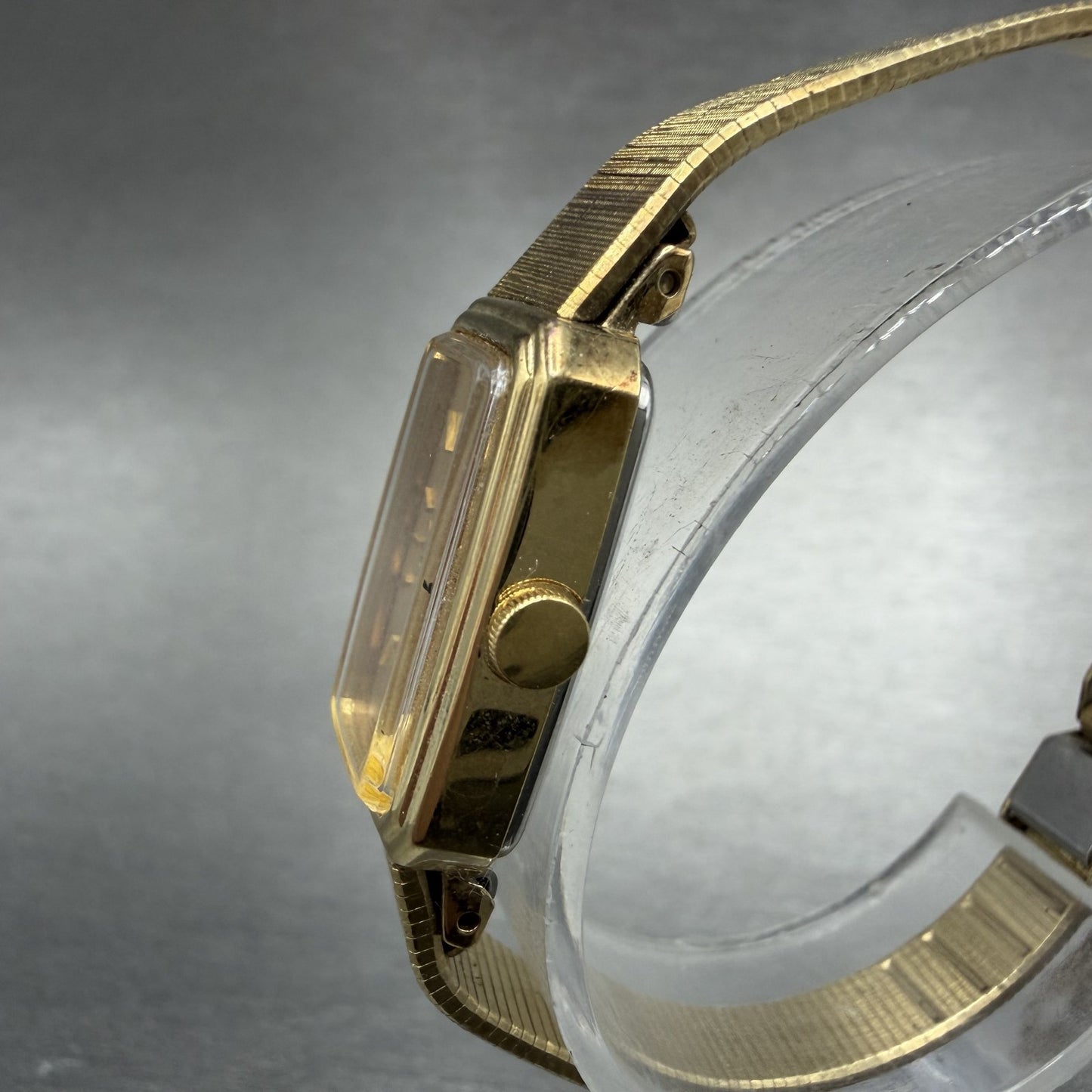 Seiko Tank Watch Women 14mm Champagne Dial Gold Tone 1320-5770 New Battery KUH92