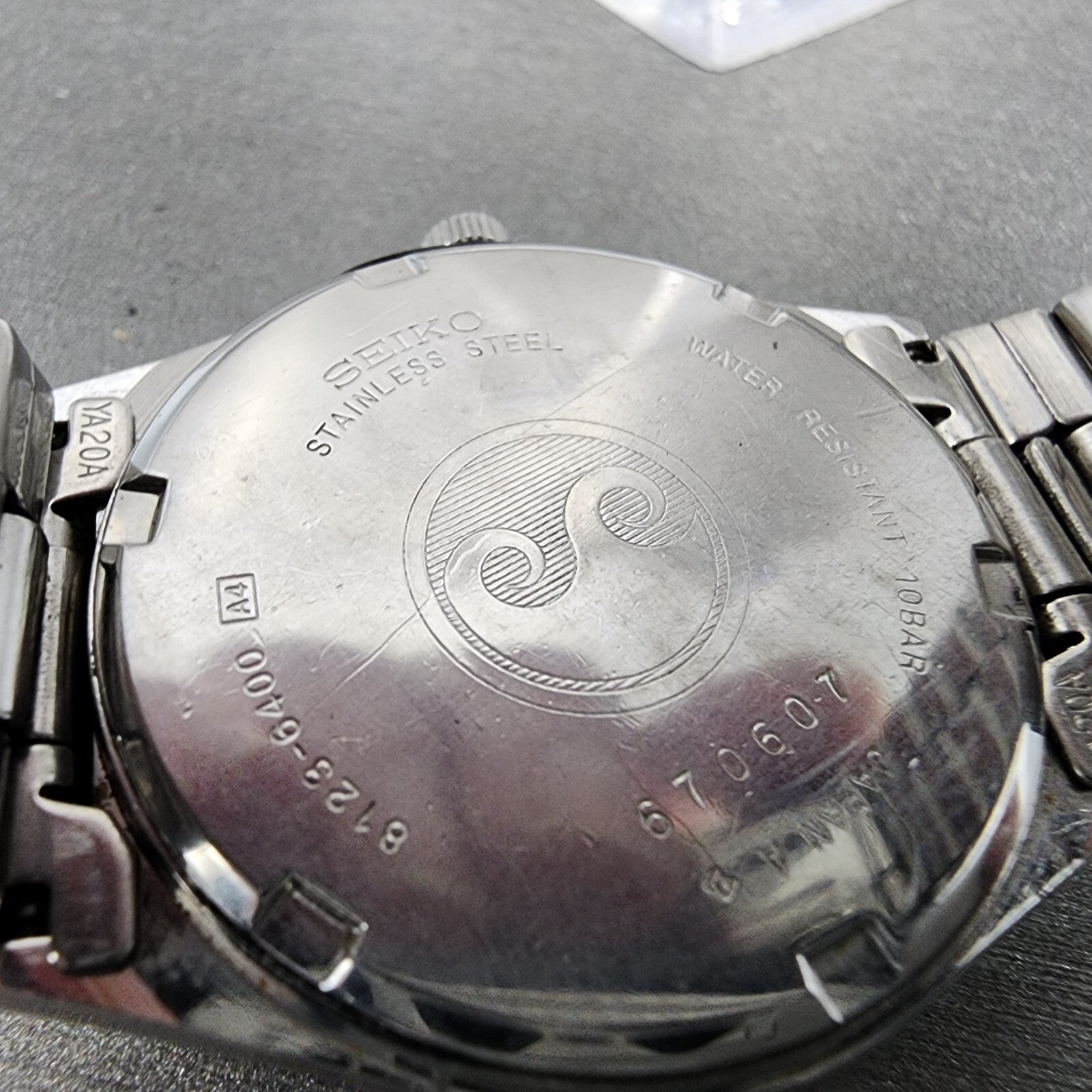 VTG Seiko Chronos Watch Men 33mm White Dial Silver Tone Daydate Round New Batt9