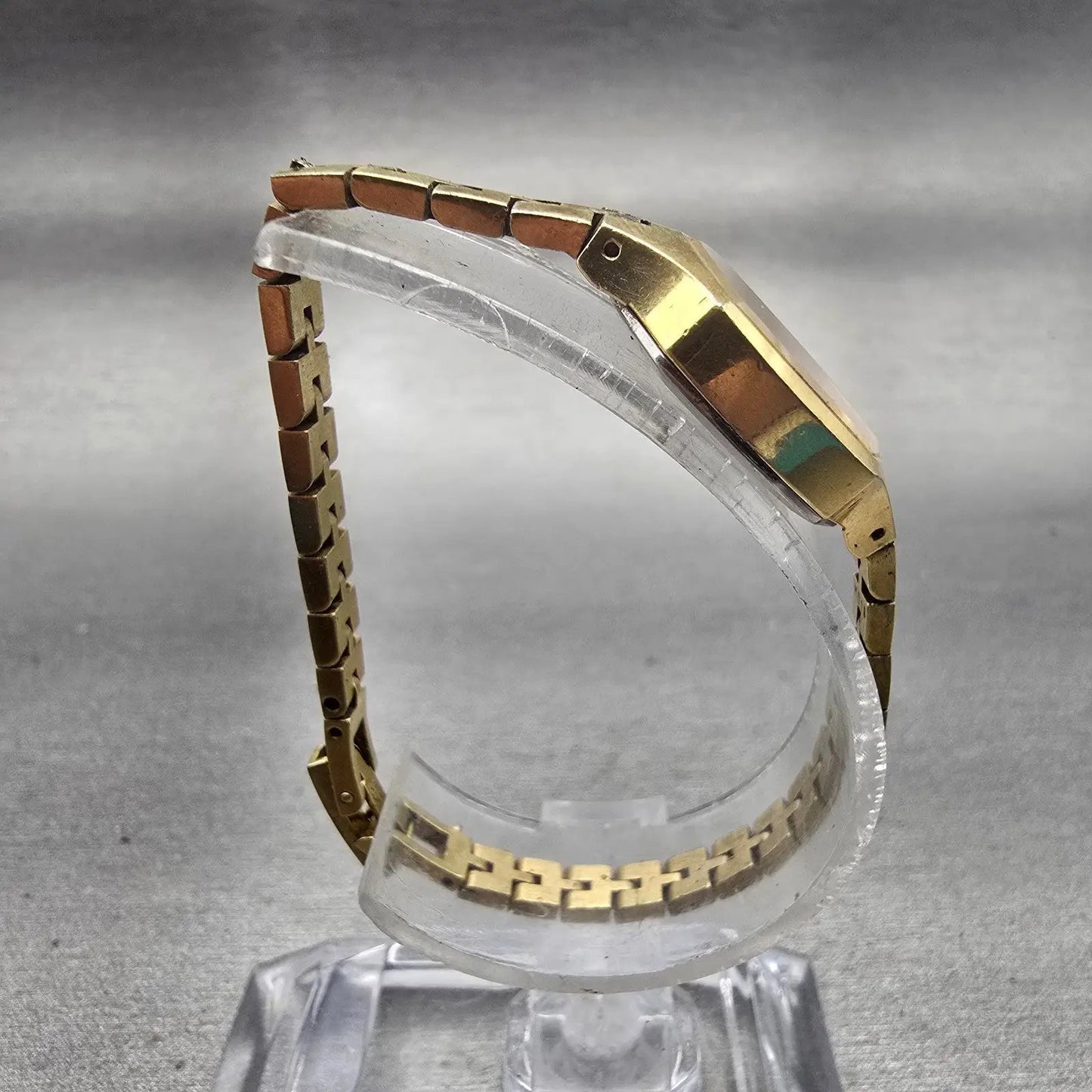 Seiko Watch Women 17mm Gold Dial Gold Tone Hexagon 1400-5319 New Battery Vintage8