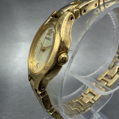Seiko Watch Women 17mm Champagne Dial Gold Tone Oval 1N01-0CS0 New Battery2
