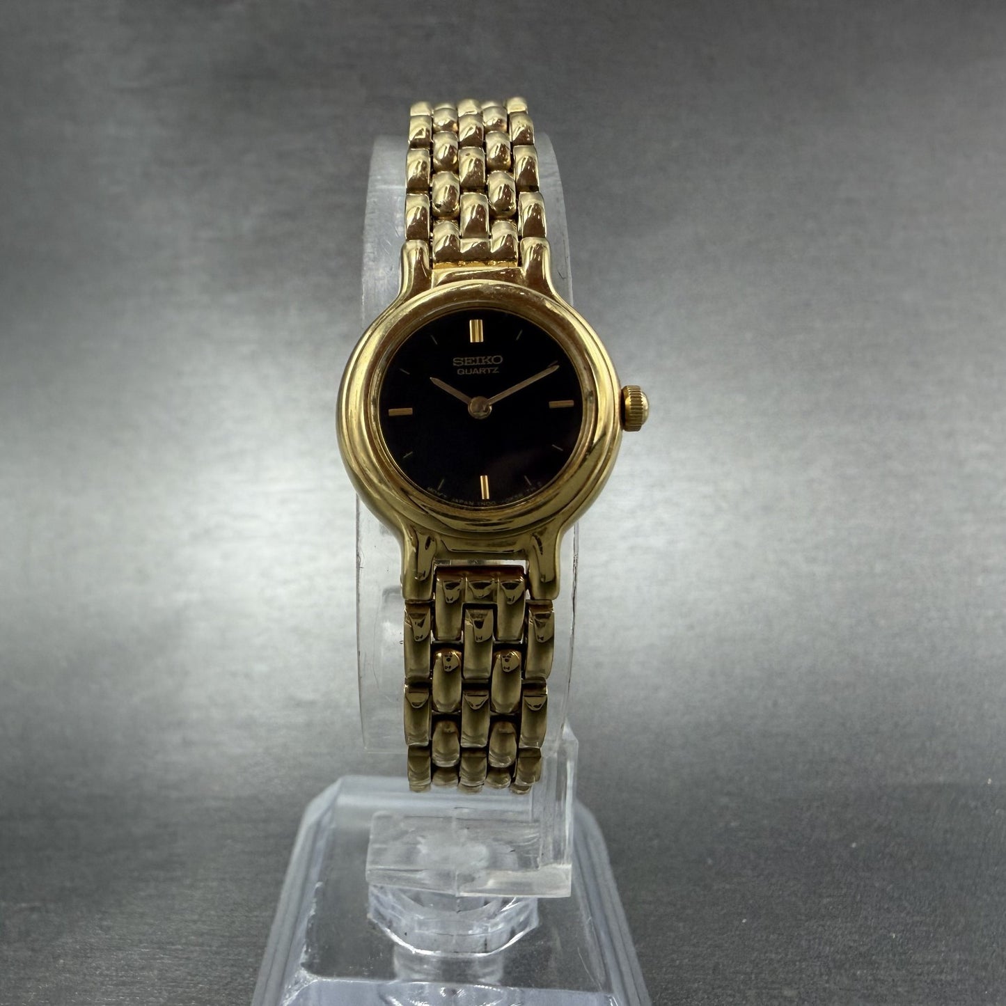 Seiko Watch Women 19mm Black Dial Gold Tone Round Vintage 1N00-0C49 New Battery5