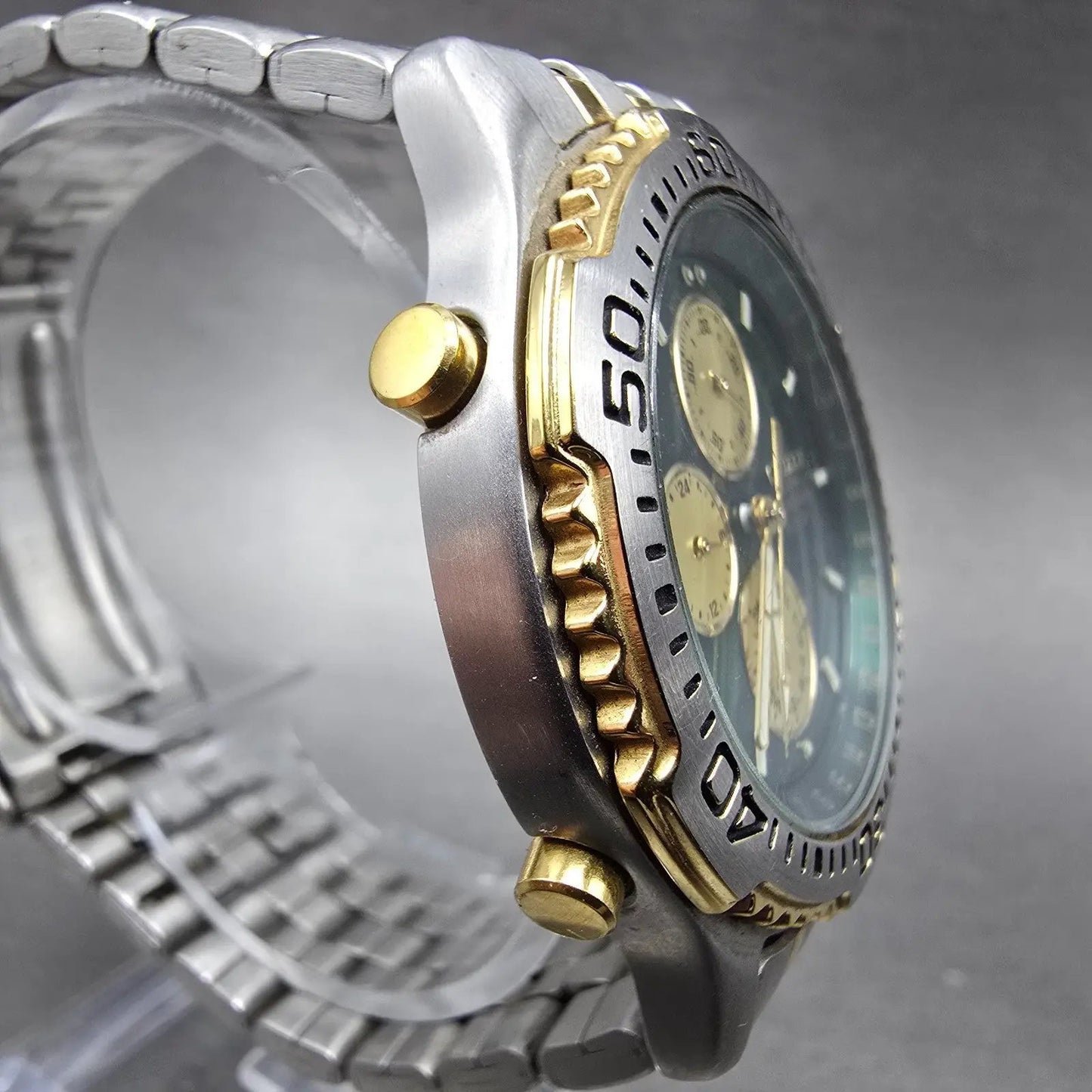 Citizen Chronograph Watch Men 39mm Green Dial Two Tone 6850-G81406 PARTS VTG4