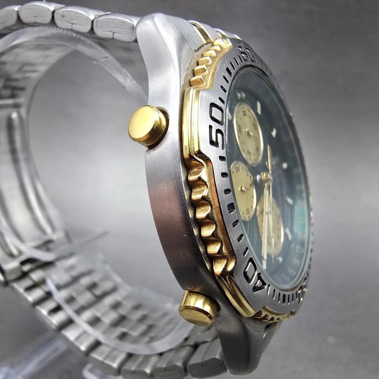 Citizen Chronograph Watch Men 39mm Green Dial Two Tone 6850-G81406 PARTS VTG4