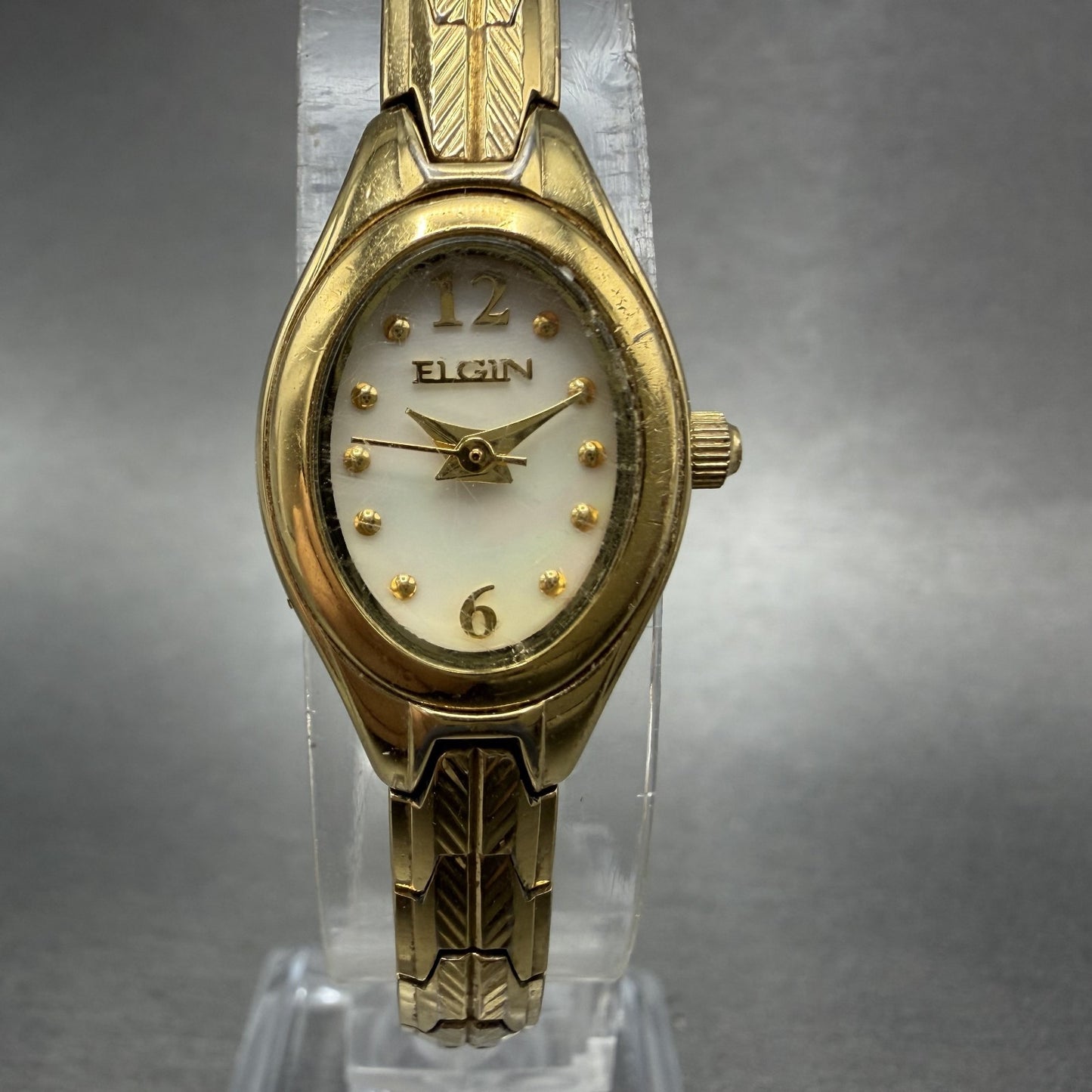 Elgin Watch Women 17mm MOP Dial Gold Tone Oval EG154 New Battery0