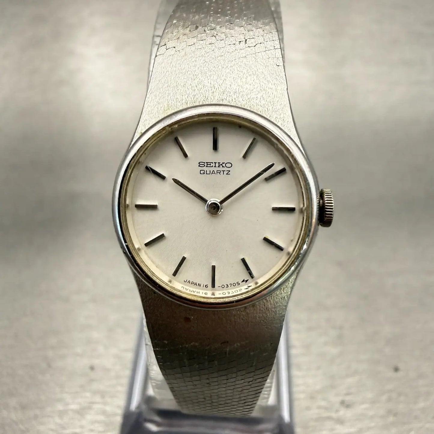 Seiko Watch Women 19mm Silver Dial Silver Tone Round 16-0079 Vintage New Battery0