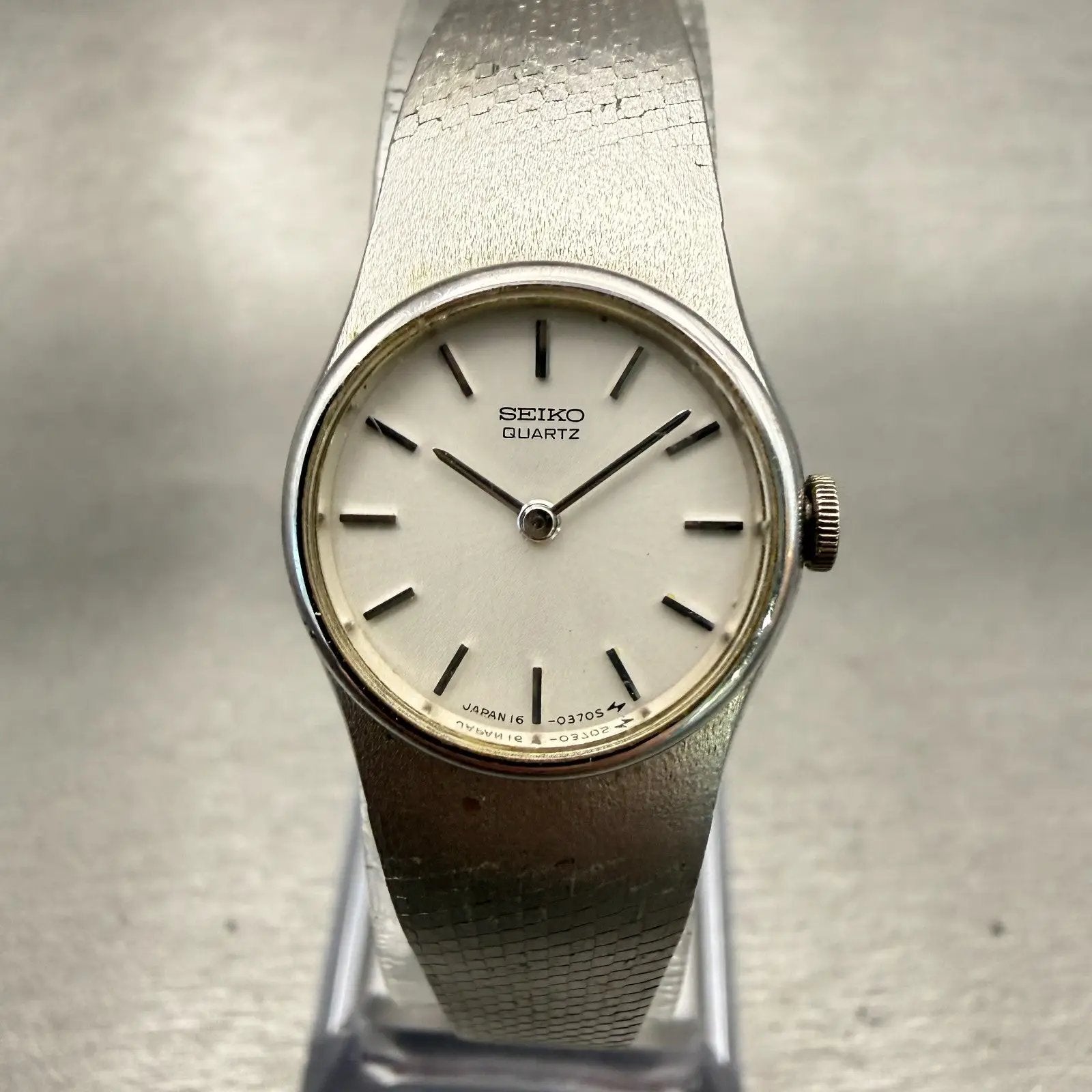 Seiko Watch Women 19mm Silver Dial Silver Tone Round 16-0079 Vintage New Battery0